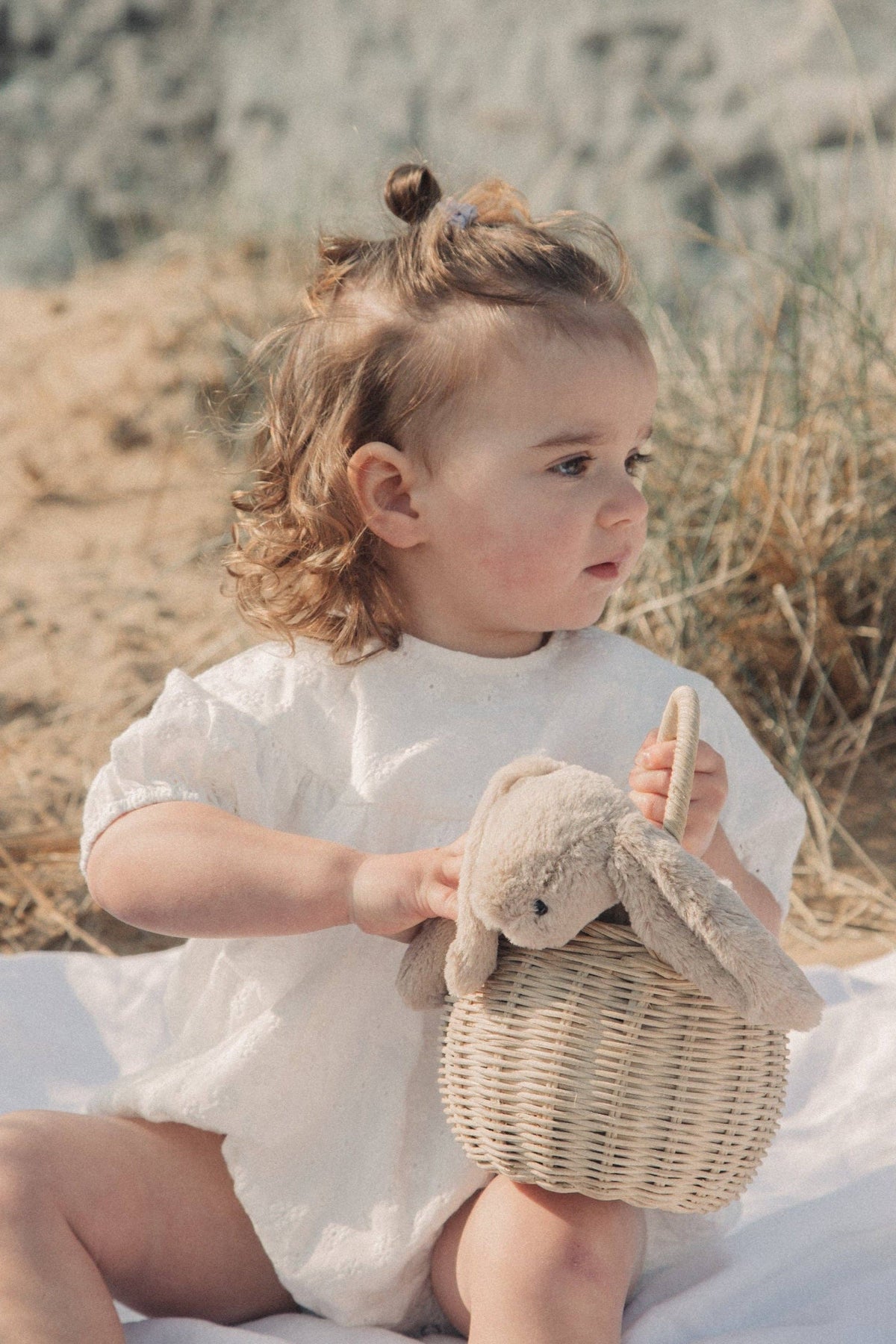 Minnie & Monty - White Daisy Short Puff Sleeve Romper