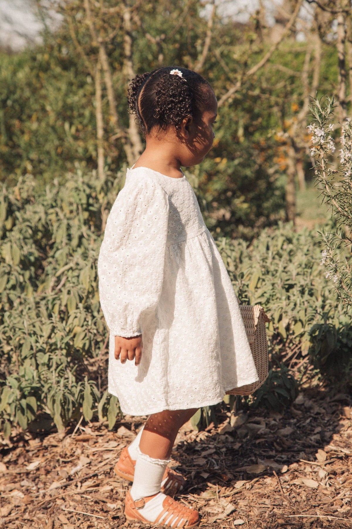Minnie & Monty - White Daisy Puff Long Sleeve Dress