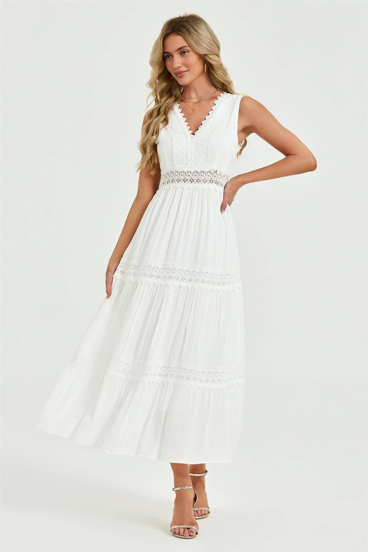 Lace Detail Maxi Dress In White Sleeveless