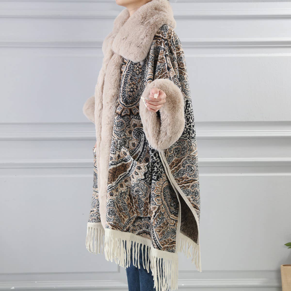 Luxurious Paisley Cape with Faux Fur Collar and Cuffs