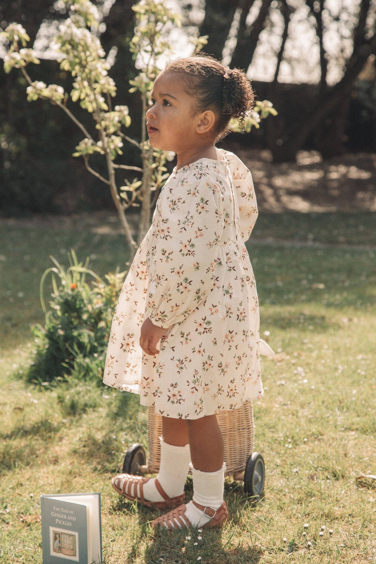 Floral/White Puff Sleeve Dress