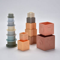 Safari Stacking Cubes