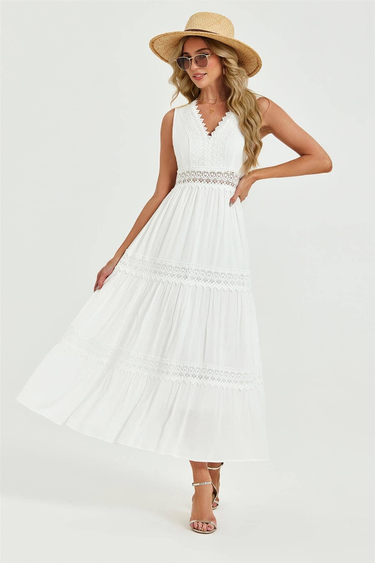 Lace Detail Maxi Dress In White Sleeveless
