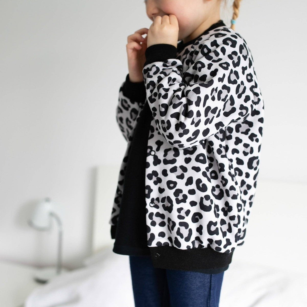 Unisex Grey Leopard Kids Bomber Jacket – Lightweight Fleece