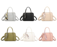 JM1579 Multi Compartment Handbag