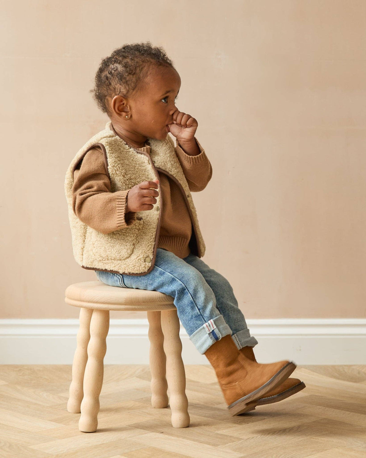 CHALK MINI - Lamb Gilet | Oat