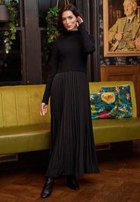 Knit Top and Pleated Skirt Maxi Dress in Black
