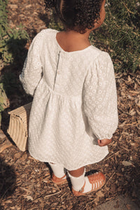 Minnie & Monty - White Daisy Puff Long Sleeve Dress