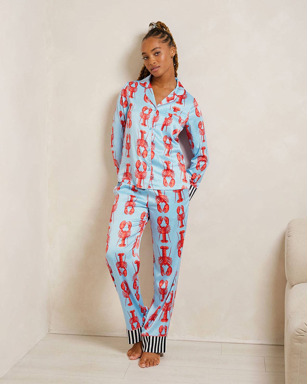 Chelsea Peers - Satin Lobster Print Long Pyjama Set