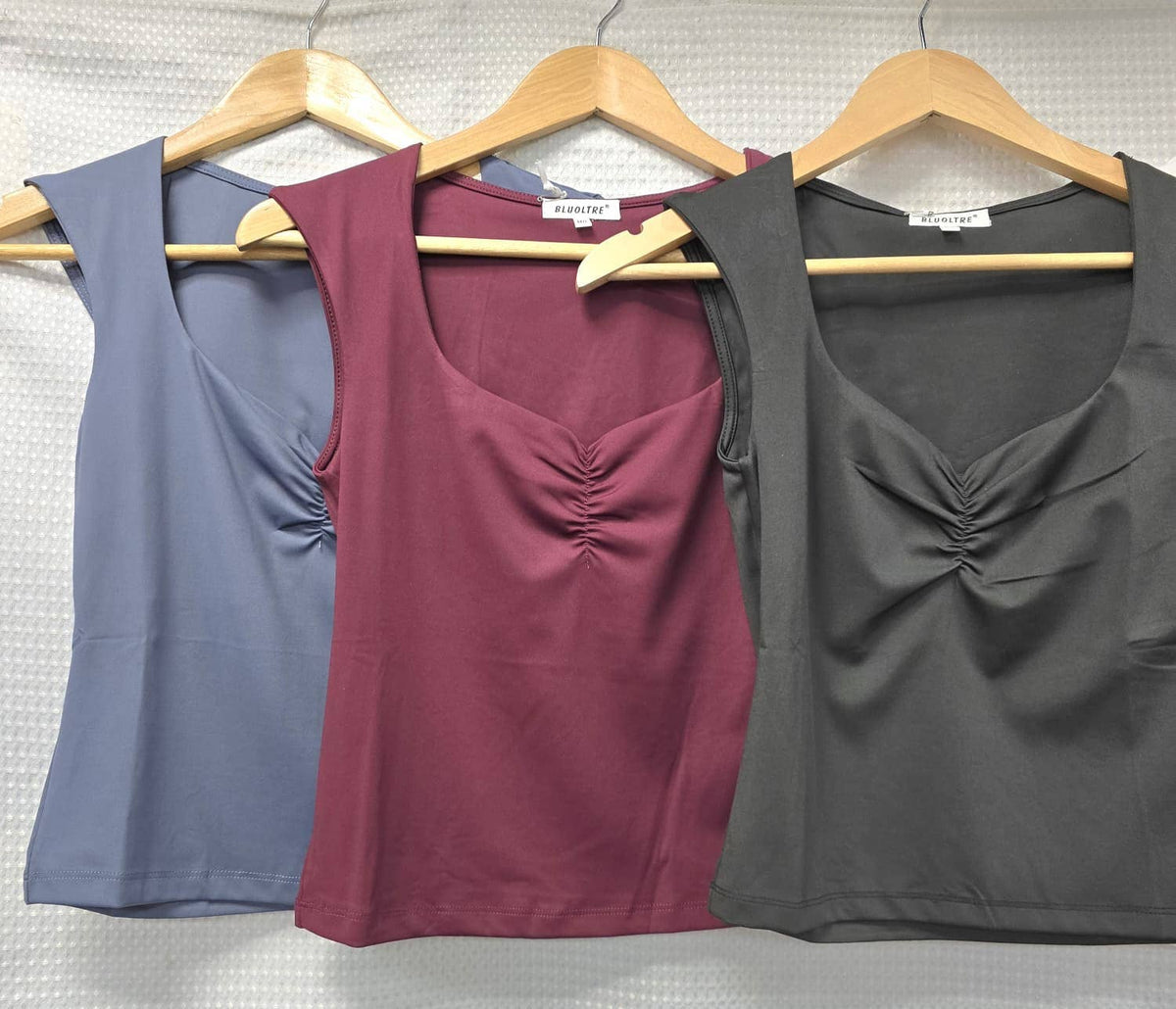Scuba Rouched Sweetheart Neck Top: Brown