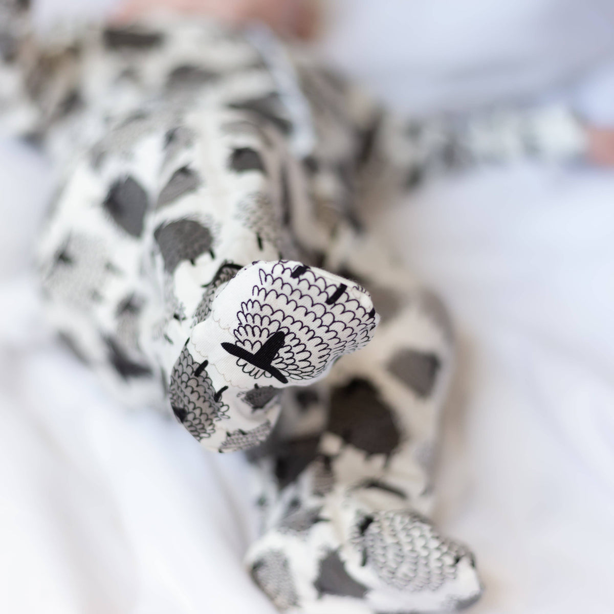 Unisex Baby Cotton Sleepsuit (Onesie) – Sheep Print