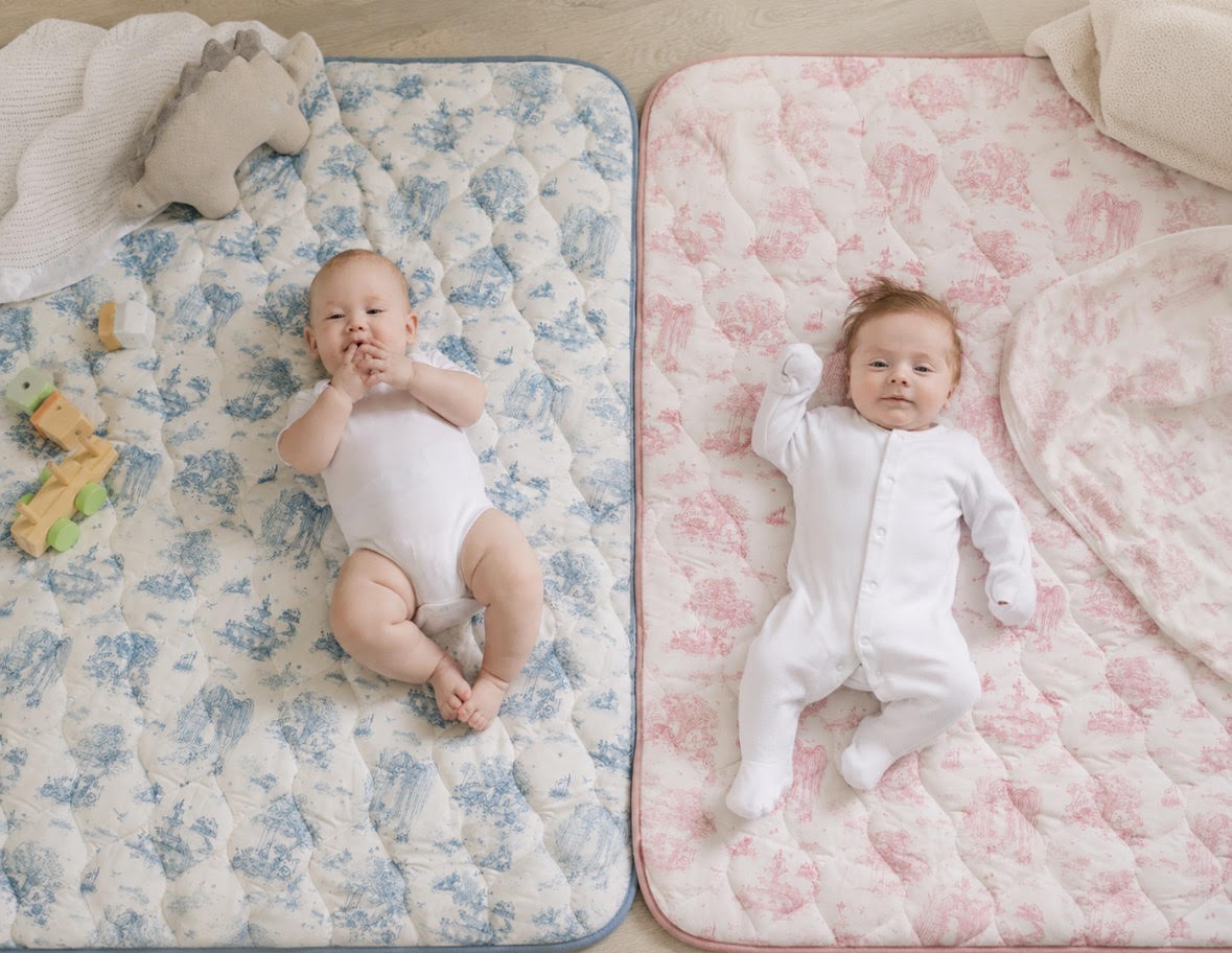 Gilded Bird Spring Toile Quilted Playmats
