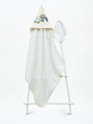 Baby Hooded Towel with Turtle Design – Gentle Comfort, Playful Touch