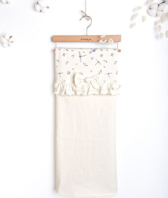 Cotton Blanket with Indigo Firefly Design – Subtle Charm, Effortless Comfort