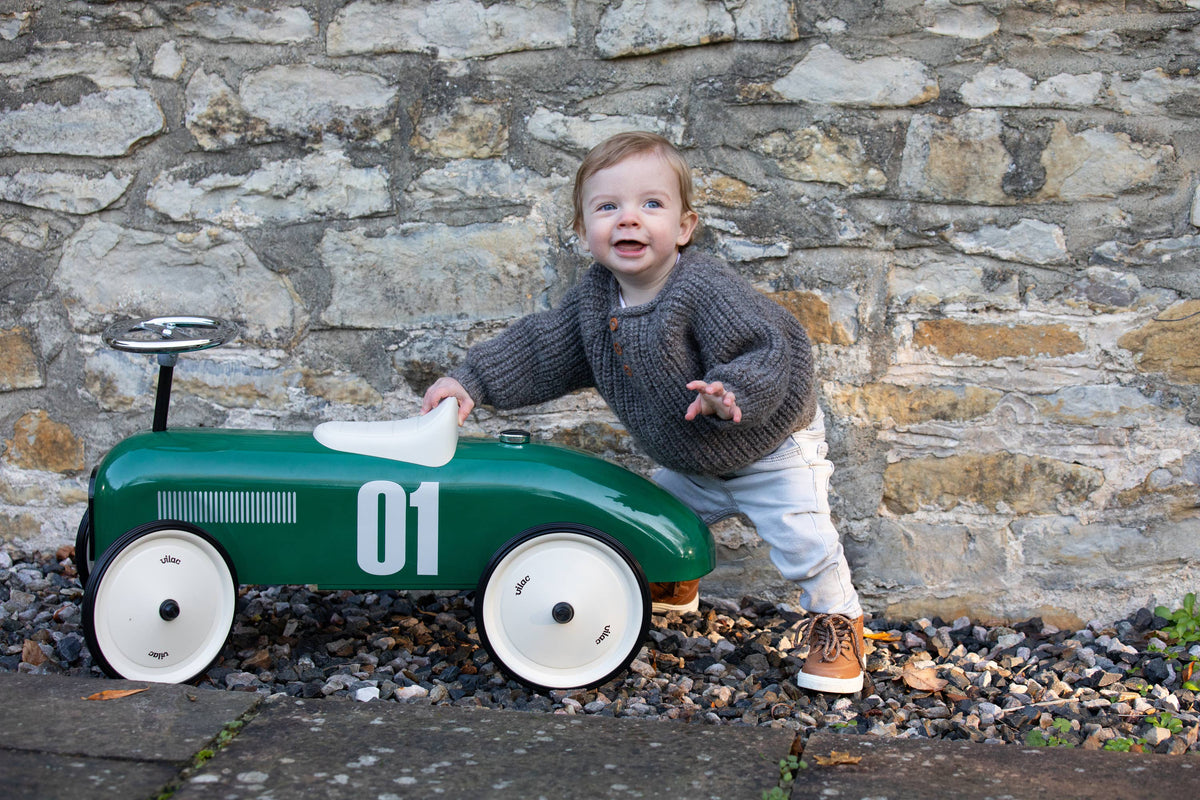 Vilal Metal British Racing Green Ride-On Car Vintage Style