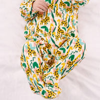 Unisex Baby Cotton Sleepsuit (Onesie) – Jungle Giraffe Print