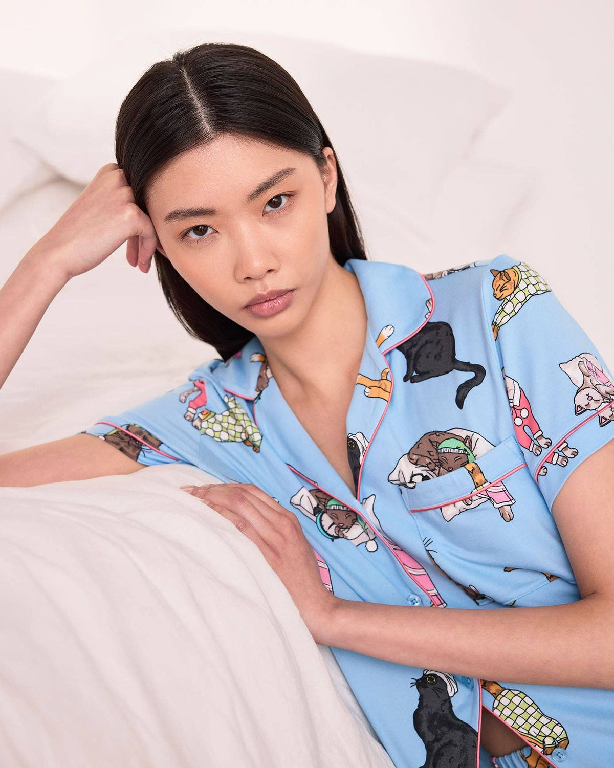 Sleepy Cats Print Button-Up Short Pyjama Set