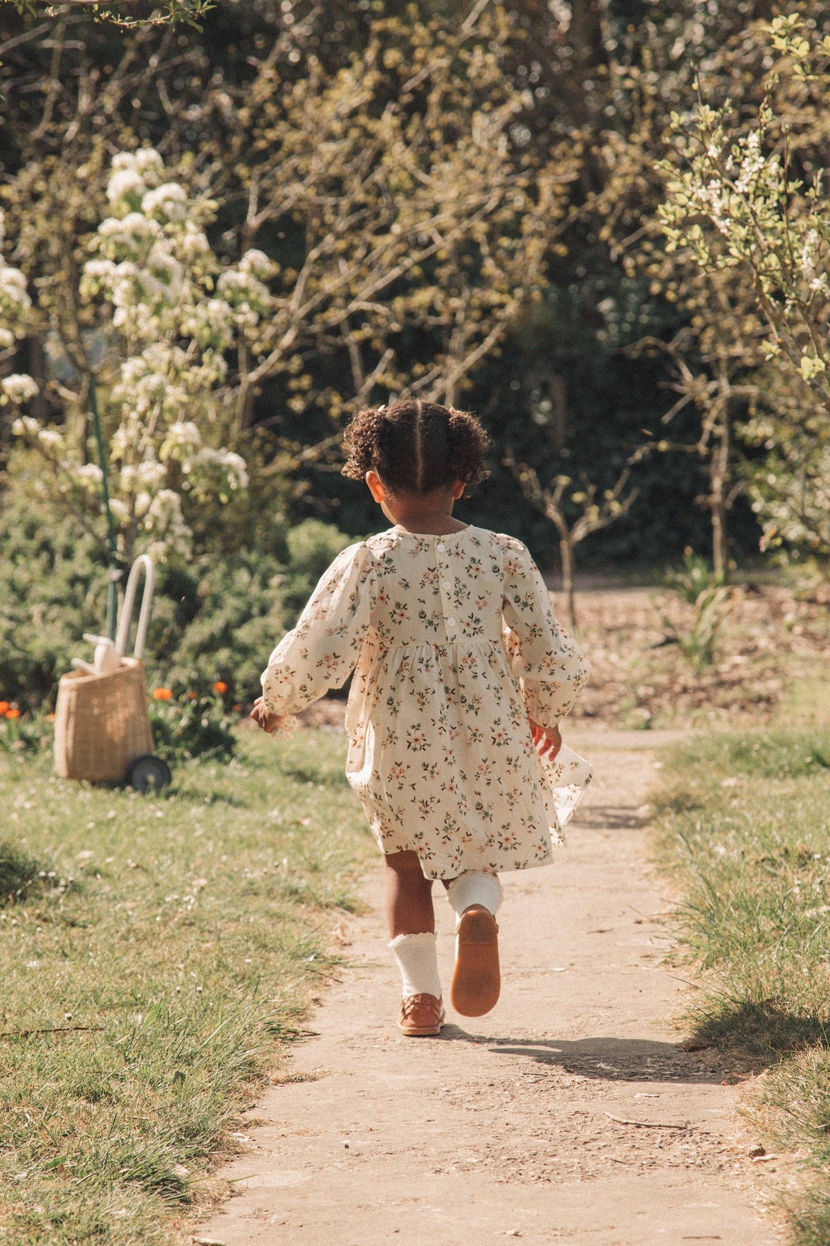 Floral/White Puff Sleeve Dress