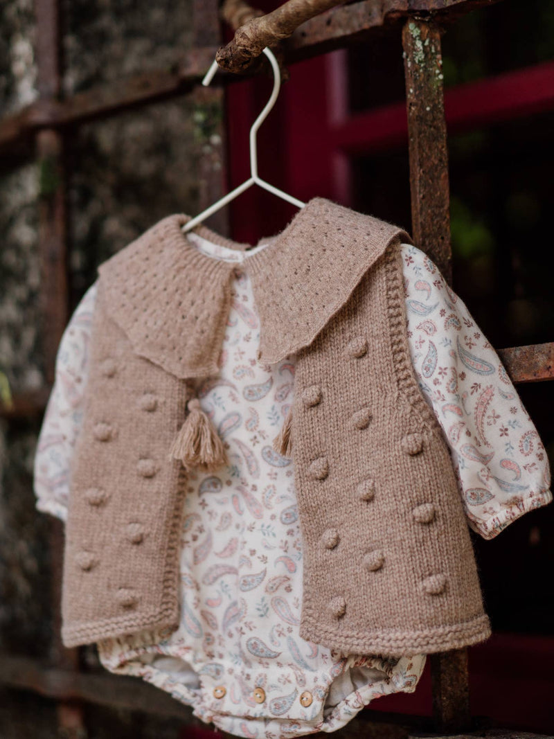 WINTER LOVE - Pom-Pom Gilet in Merino Wool
