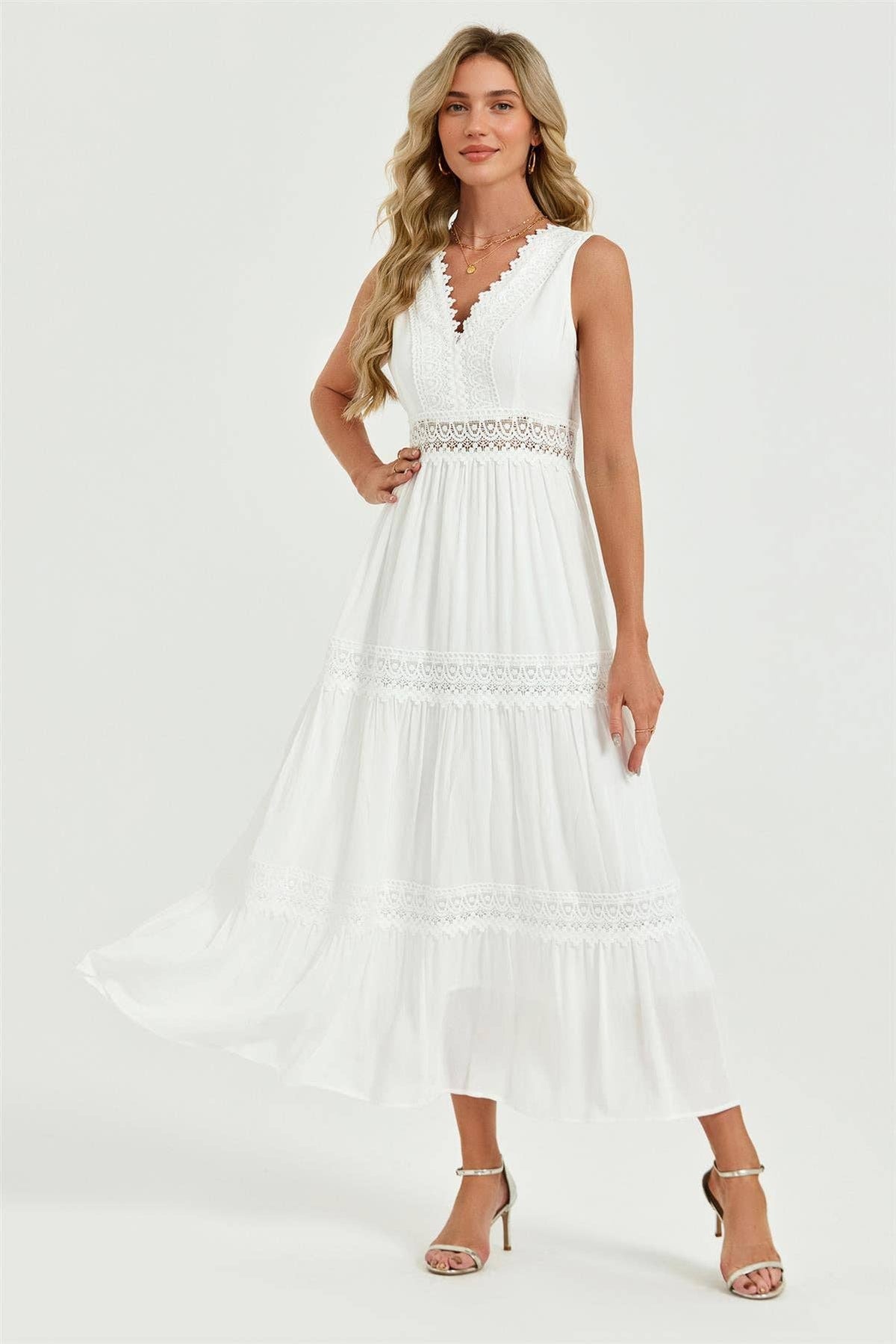 Lace Detail Maxi Dress In White Sleeveless
