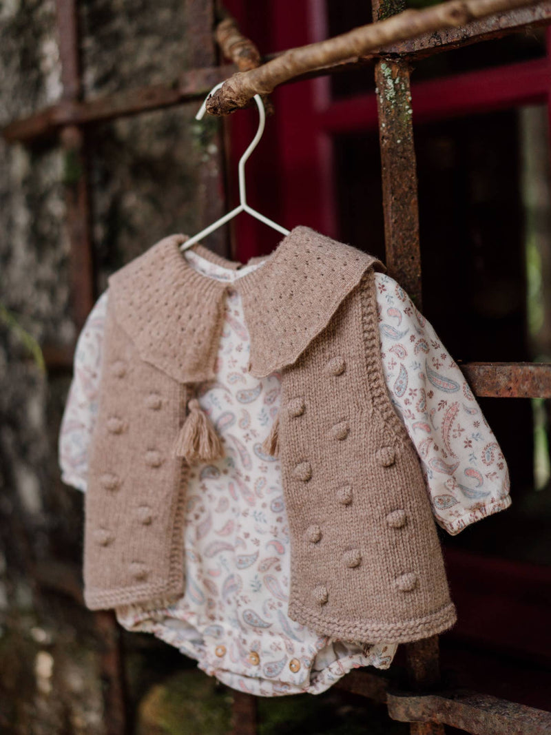 WINTER LOVE - Pom-Pom Gilet in Merino Wool