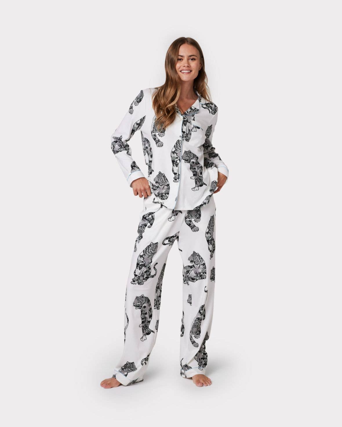 Chelsea Peers - Organic Cotton Lotus Tiger Print Long Pyjama Set - Cream