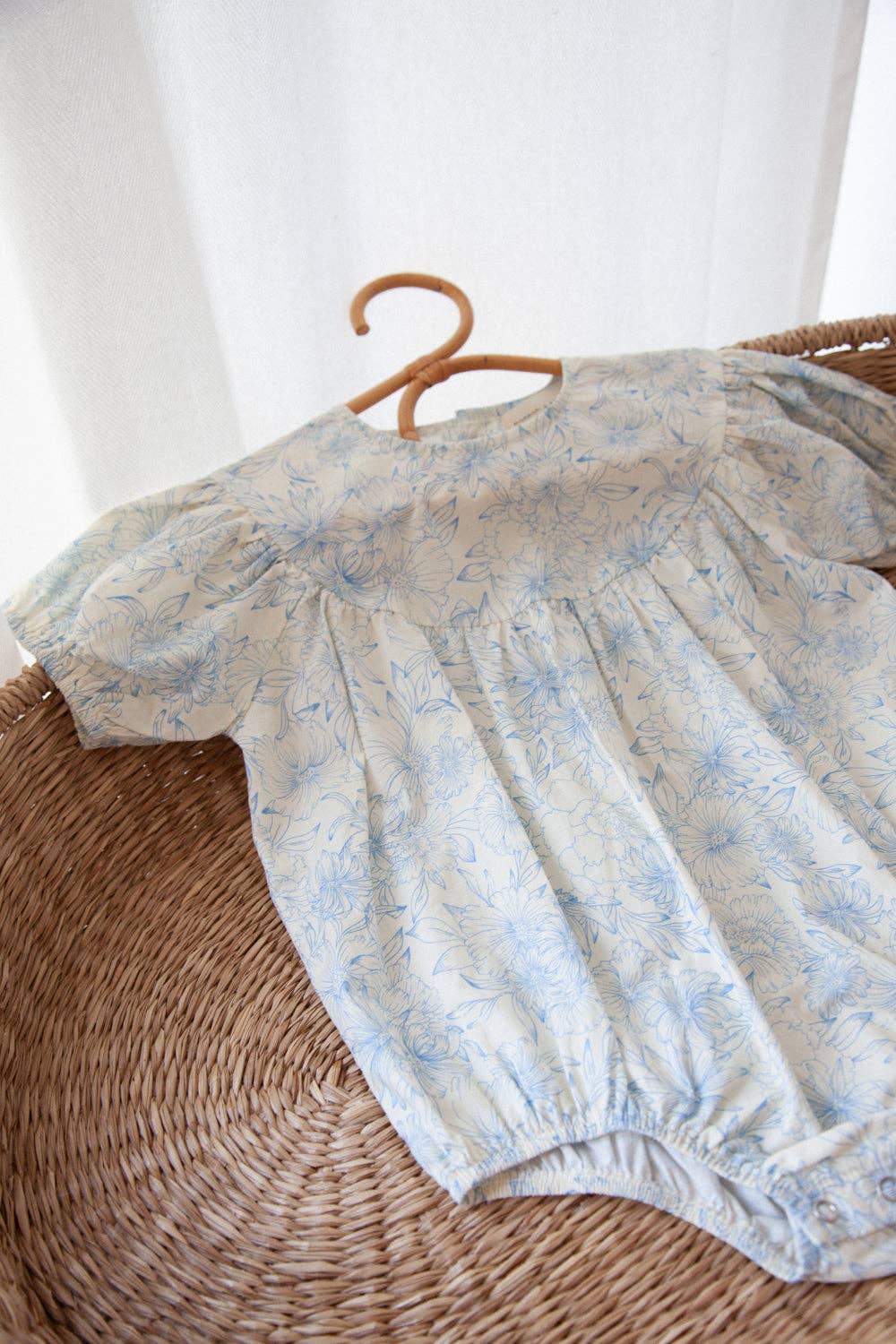 Blue/Toile Floral Short Puff Sleeve Romper