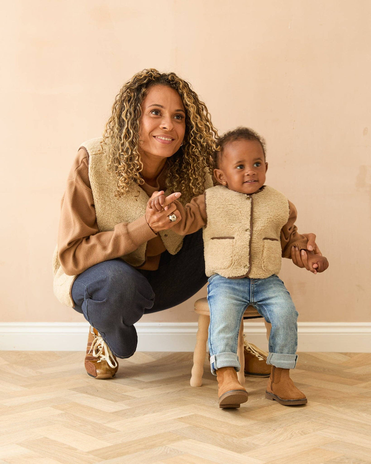 CHALK MINI - Lamb Gilet | Oat