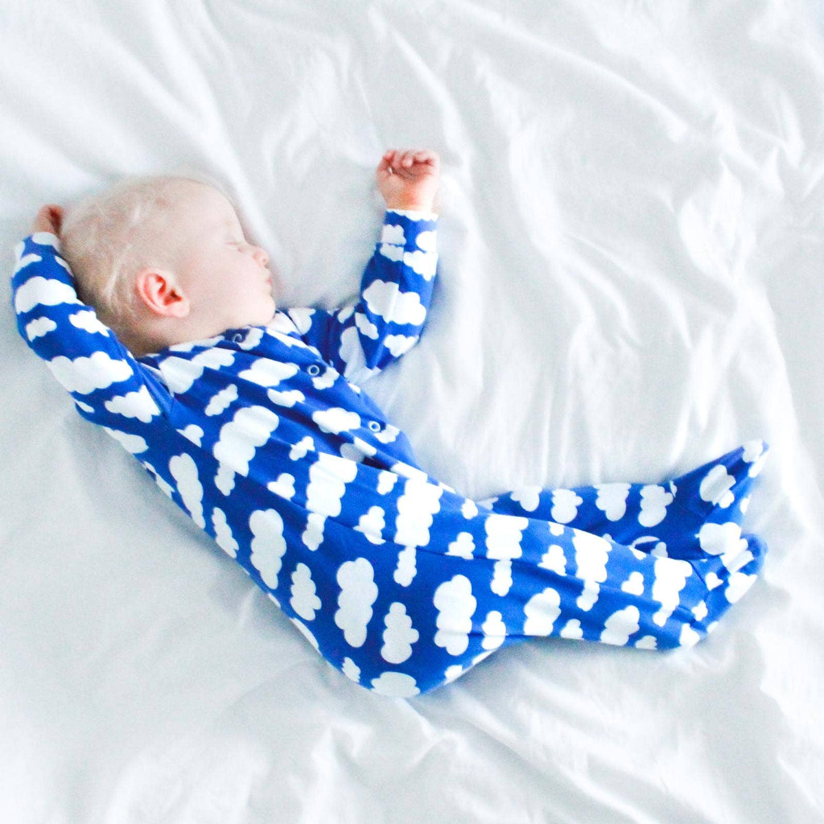 Unisex Baby Cotton Sleepsuit (Onesie) – Blue cloud Print
